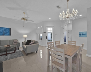 615 Sw St Thomas Cove - Photo Thumbnail 3