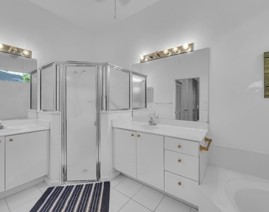 615 Sw St Thomas Cove - Photo Thumbnail 15