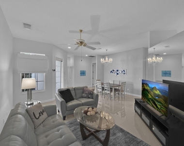615 Sw St Thomas Cove - Photo Thumbnail 2