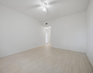 11041 Legacy Boulevard - Photo Thumbnail 19