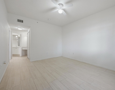 11041 Legacy Boulevard - Photo Thumbnail 20