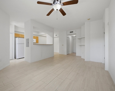 11041 Legacy Boulevard - Photo Thumbnail 7