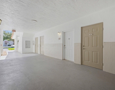 11041 Legacy Boulevard - Photo Thumbnail 3