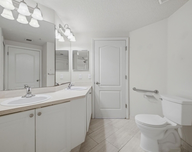 11041 Legacy Boulevard - Photo Thumbnail 16