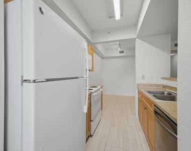11041 Legacy Boulevard - Photo Thumbnail 14