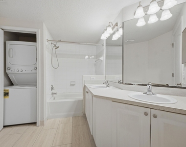 11041 Legacy Boulevard - Photo Thumbnail 15