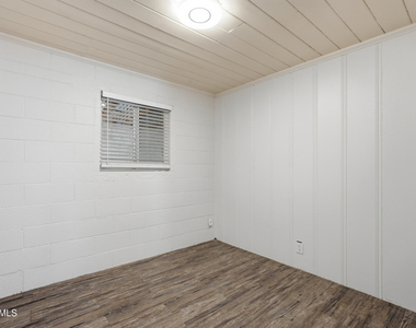 623 S Country Club Drive - Photo Thumbnail 10