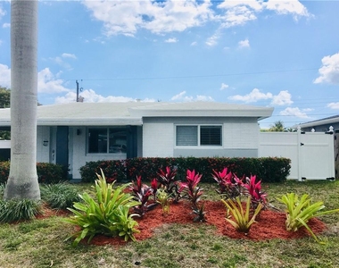 4580 Ne 3rd Avenue - Photo Thumbnail 12