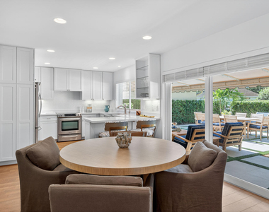 11352 Briarwood Place - Photo Thumbnail 3