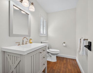 11352 Briarwood Place - Photo Thumbnail 11