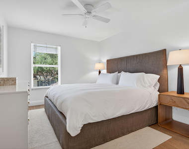 11352 Briarwood Place - Photo Thumbnail 12