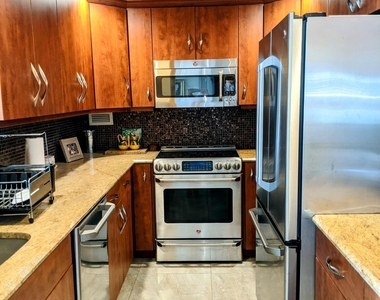 2840 S Ocean Boulevard - Photo Thumbnail 16