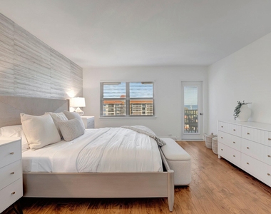 2871 N Ocean Boulevard - Photo Thumbnail 7