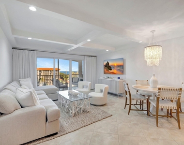 2871 N Ocean Boulevard - Photo Thumbnail 3