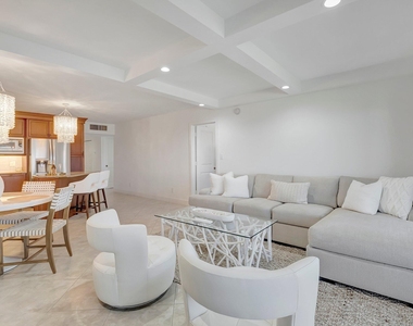 2871 N Ocean Boulevard - Photo Thumbnail 5