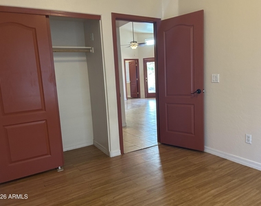 105 N Warren Street - Photo Thumbnail 16