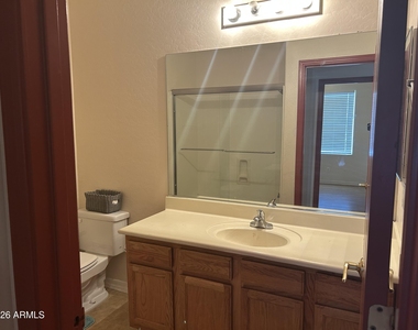 105 N Warren Street - Photo Thumbnail 1