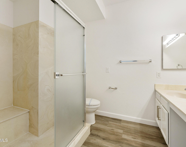 9505 N 106th Place - Photo Thumbnail 14
