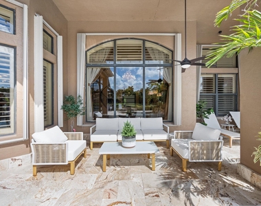 10771 Versailles Boulevard - Photo Thumbnail 34