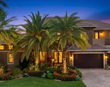 10771 Versailles Boulevard - Photo Thumbnail 1
