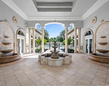 10771 Versailles Boulevard - Photo Thumbnail 49
