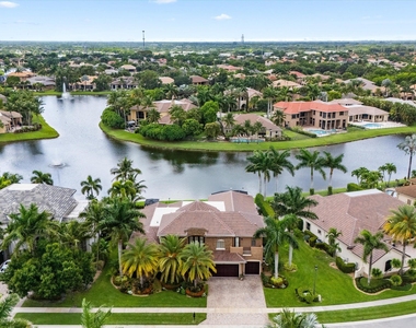 10771 Versailles Boulevard - Photo Thumbnail 44