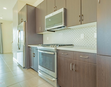 6850 E Mcdowell Road - Photo Thumbnail 11