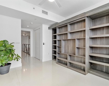 7935 East Drive - Photo Thumbnail 19
