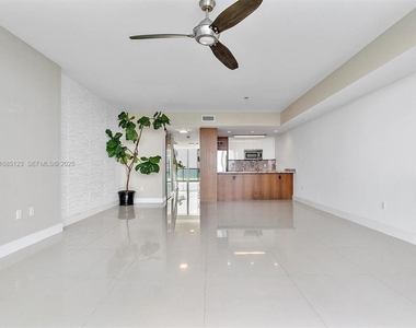 7935 East Drive - Photo Thumbnail 37