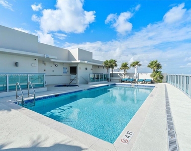 7935 East Drive - Photo Thumbnail 41