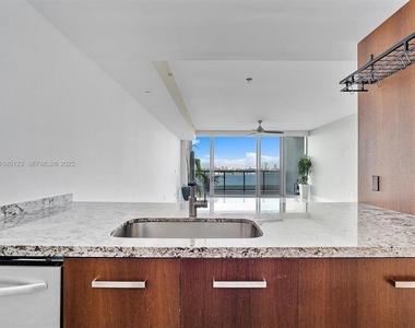 7935 East Drive - Photo Thumbnail 32