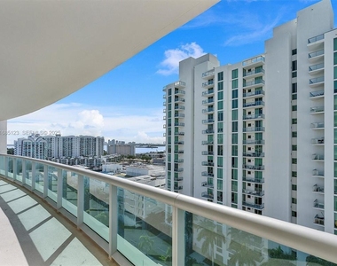 7935 East Drive - Photo Thumbnail 29