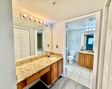 271 Sw Palm Drive - Photo Thumbnail 12