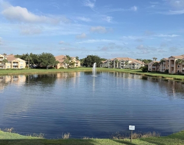 271 Sw Palm Drive - Photo Thumbnail 2