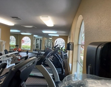 19111 Glenmoor Drive - Photo Thumbnail 14