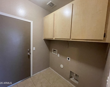17456 W Ashley Drive - Photo Thumbnail 18