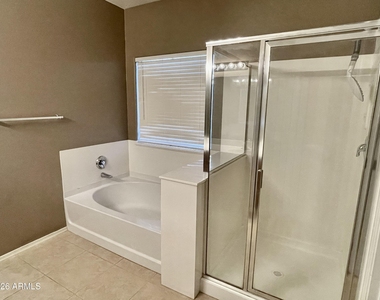 17456 W Ashley Drive - Photo Thumbnail 14