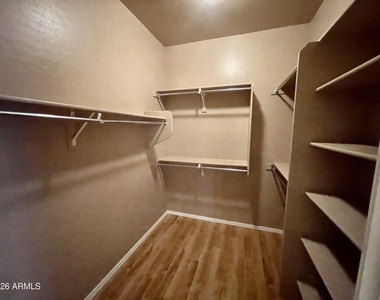 17456 W Ashley Drive - Photo Thumbnail 16