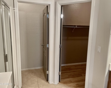17456 W Ashley Drive - Photo Thumbnail 15