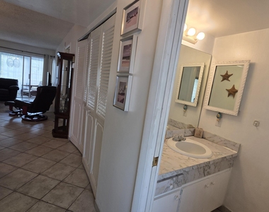 2900 Nw 46th Avenue - Photo Thumbnail 5
