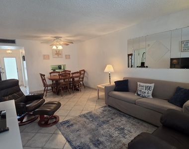 2900 Nw 46th Avenue - Photo Thumbnail 3