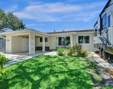 1041 Sw 32nd Street - Photo Thumbnail 46