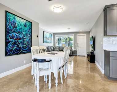 1041 Sw 32nd Street - Photo Thumbnail 21