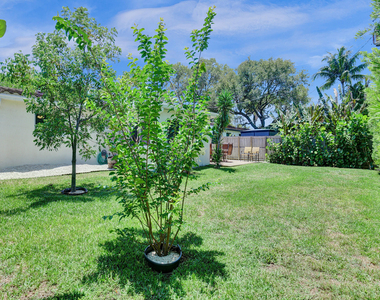 1041 Sw 32nd Street - Photo Thumbnail 41