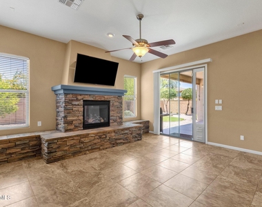 2403 E Robb Lane - Photo Thumbnail 15
