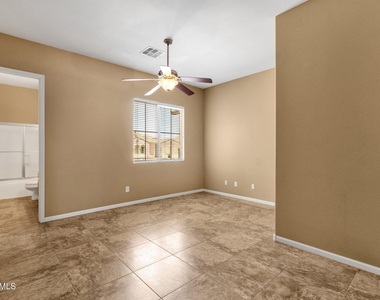 2403 E Robb Lane - Photo Thumbnail 26
