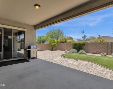 2403 E Robb Lane - Photo Thumbnail 33