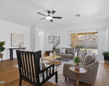 3771 E Thunderheart Trail - Photo Thumbnail 8
