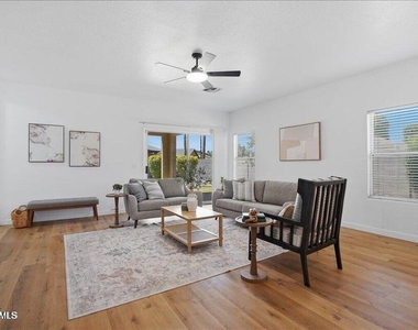 3771 E Thunderheart Trail - Photo Thumbnail 9
