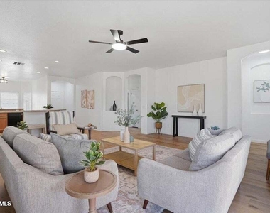 3771 E Thunderheart Trail - Photo Thumbnail 2